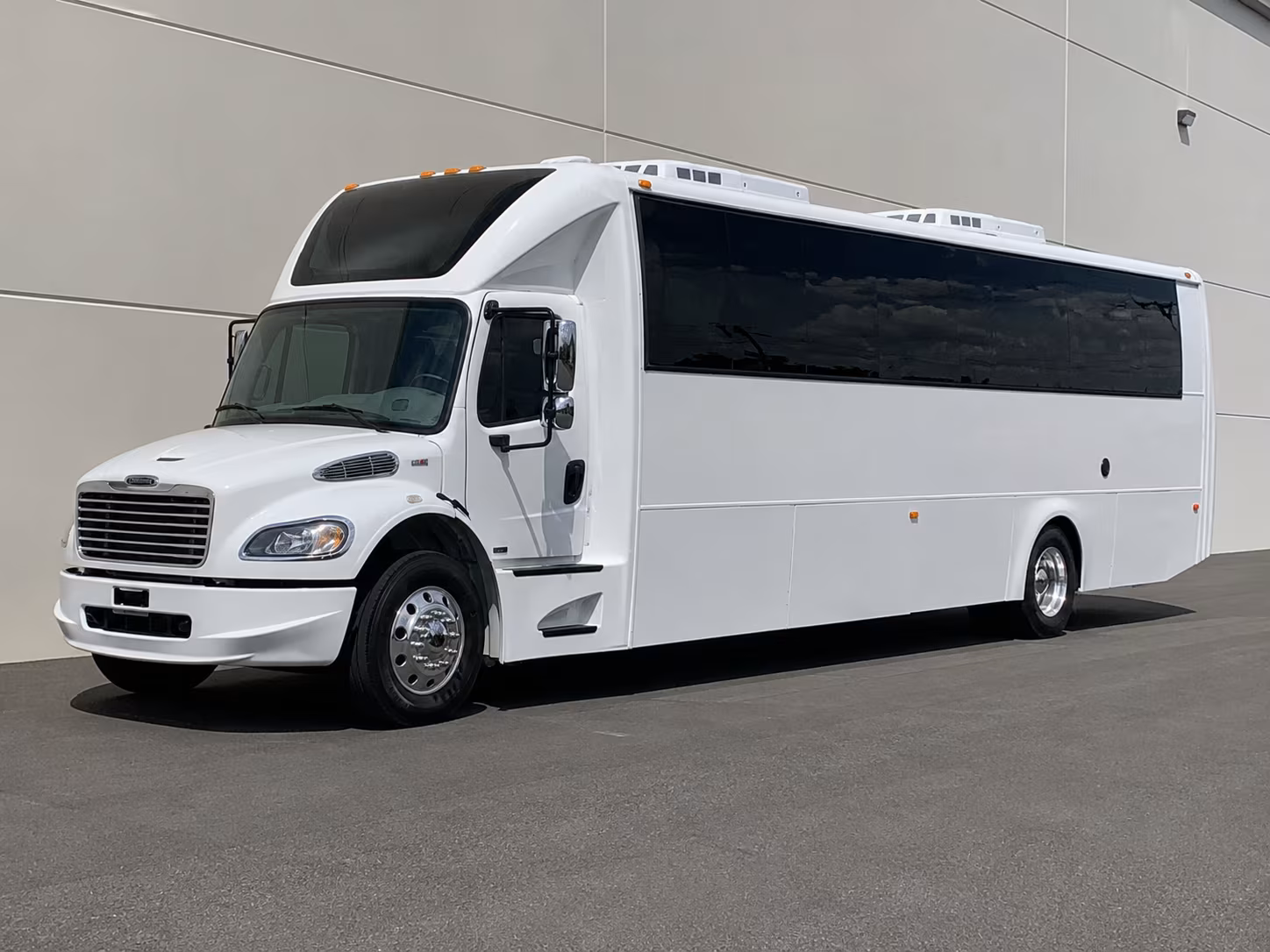 40 Passenger Party Bus Exterior
